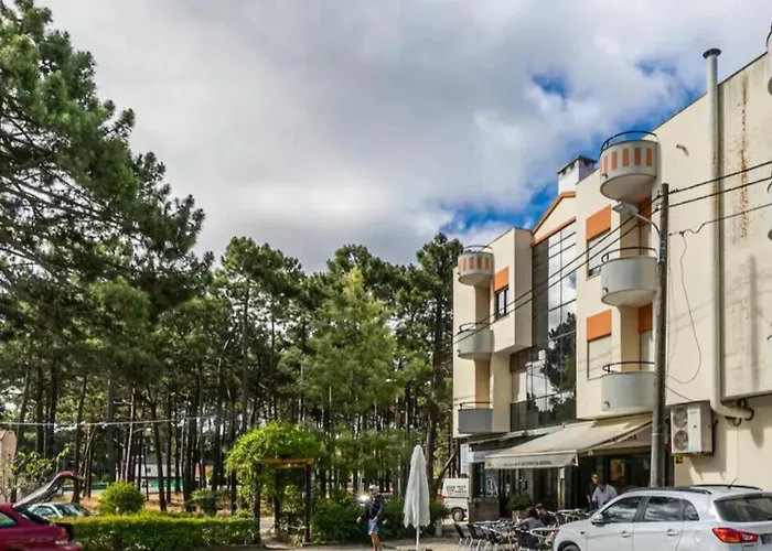Beach, Surf And Golf Apartment Near Lisbon