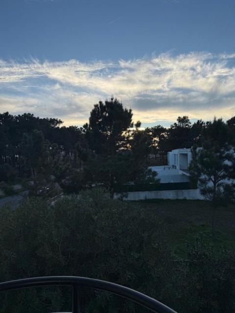 Beach, Surf And Golf Near Lisbon * Aroeira (Setubal)
