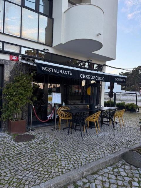 Beach, Surf And Golf Near Lisbon Apartment