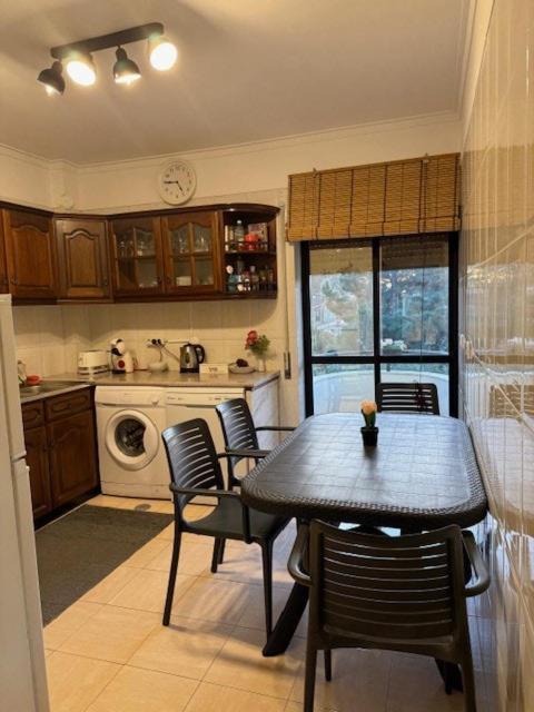Beach, Surf And Golf Near Lisbon Apartment *